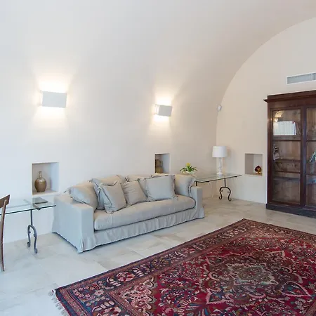 Masseria Fontana Di Vite 호텔