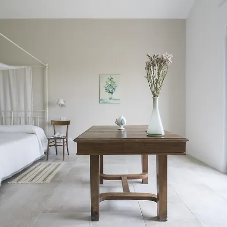 Masseria Fontana Di Vite 4* 마테라